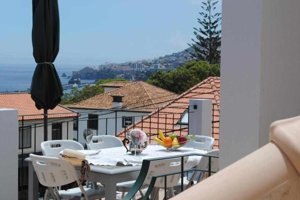 Vila Rosa - Renovated House Overlooking The Sea Hotel Funchal  Buitenkant foto
